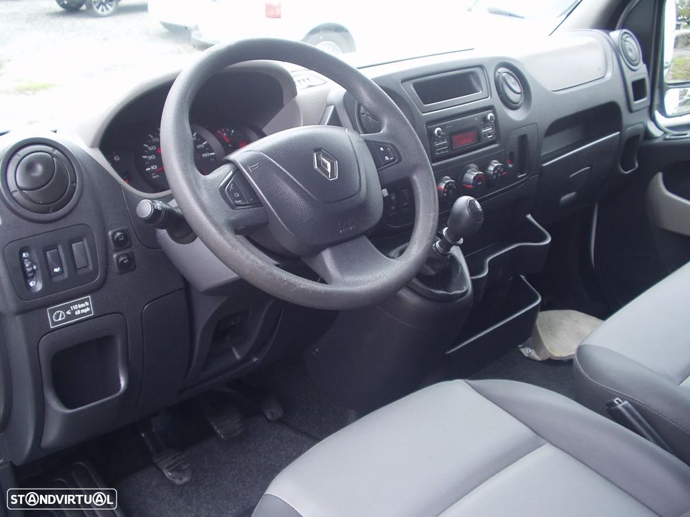 Renault Master 2.3 DCI L2H2 c/AC - 4