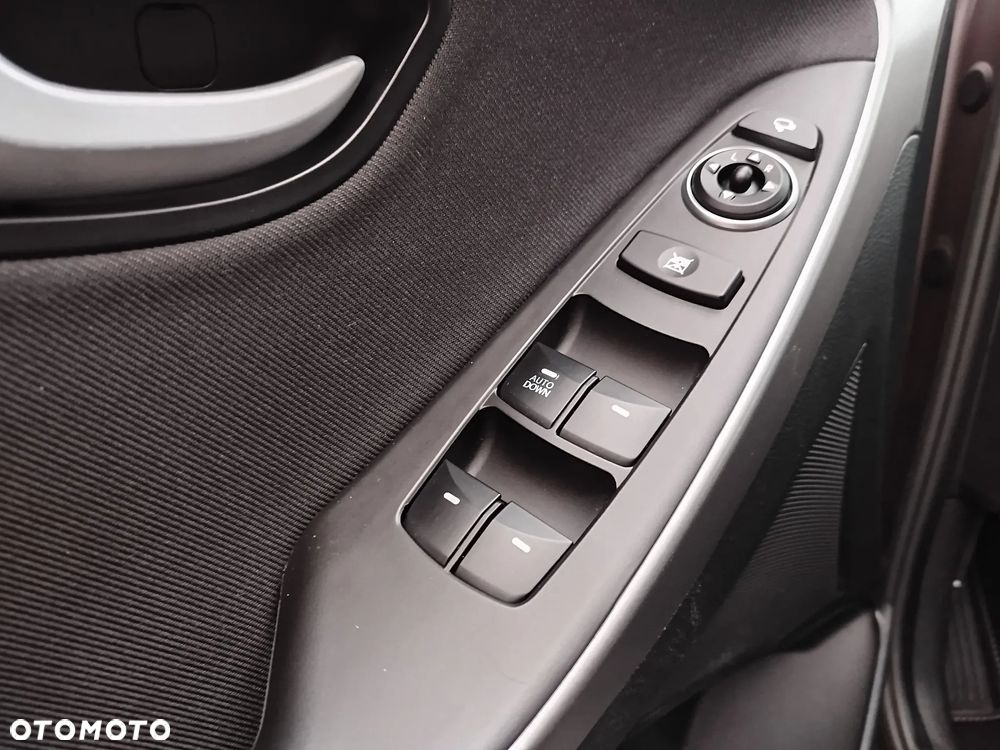 Hyundai i30 1.6 Premium - 13