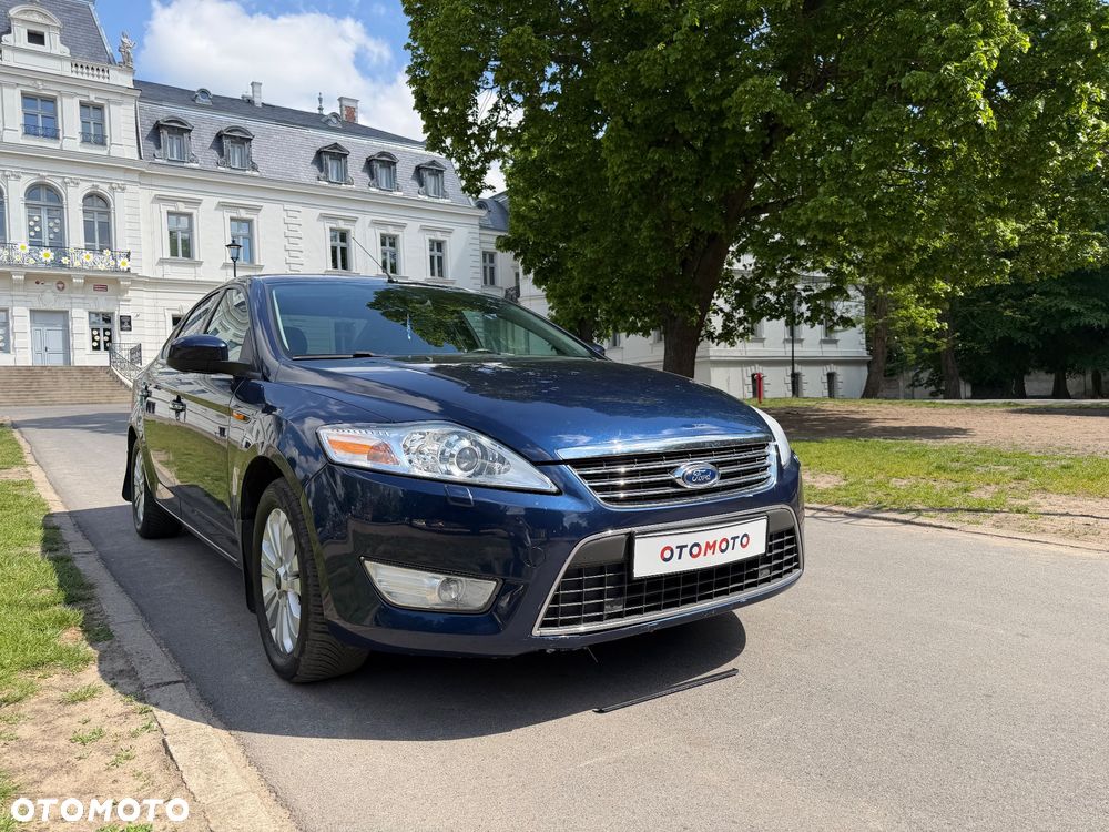 Ford Mondeo 2.0 Ghia Executive - 1
