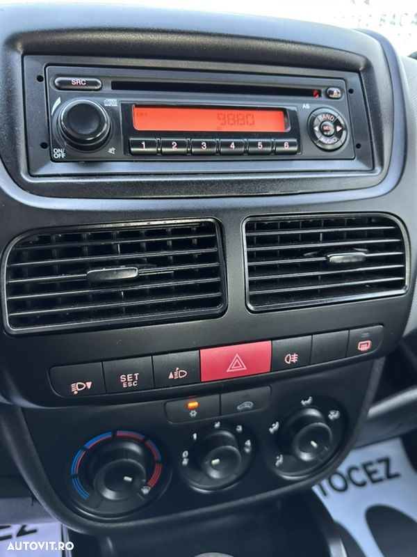 Opel Combo - 18