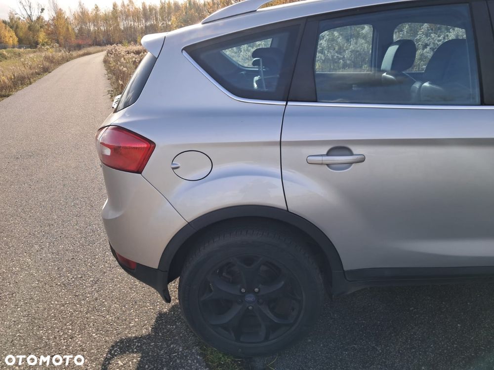 Ford Kuga - 2