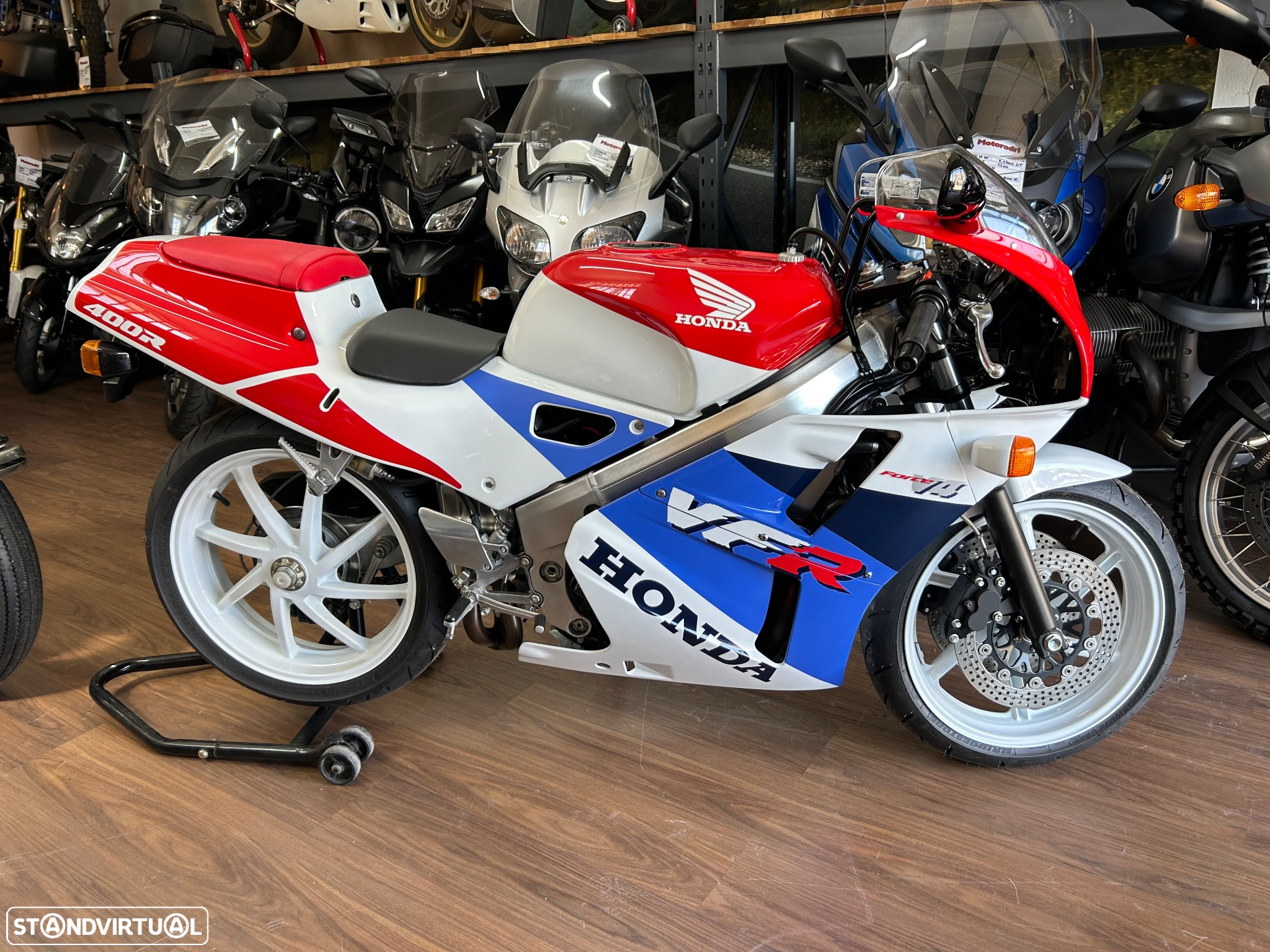Honda VFR 400 Nc30 - 5