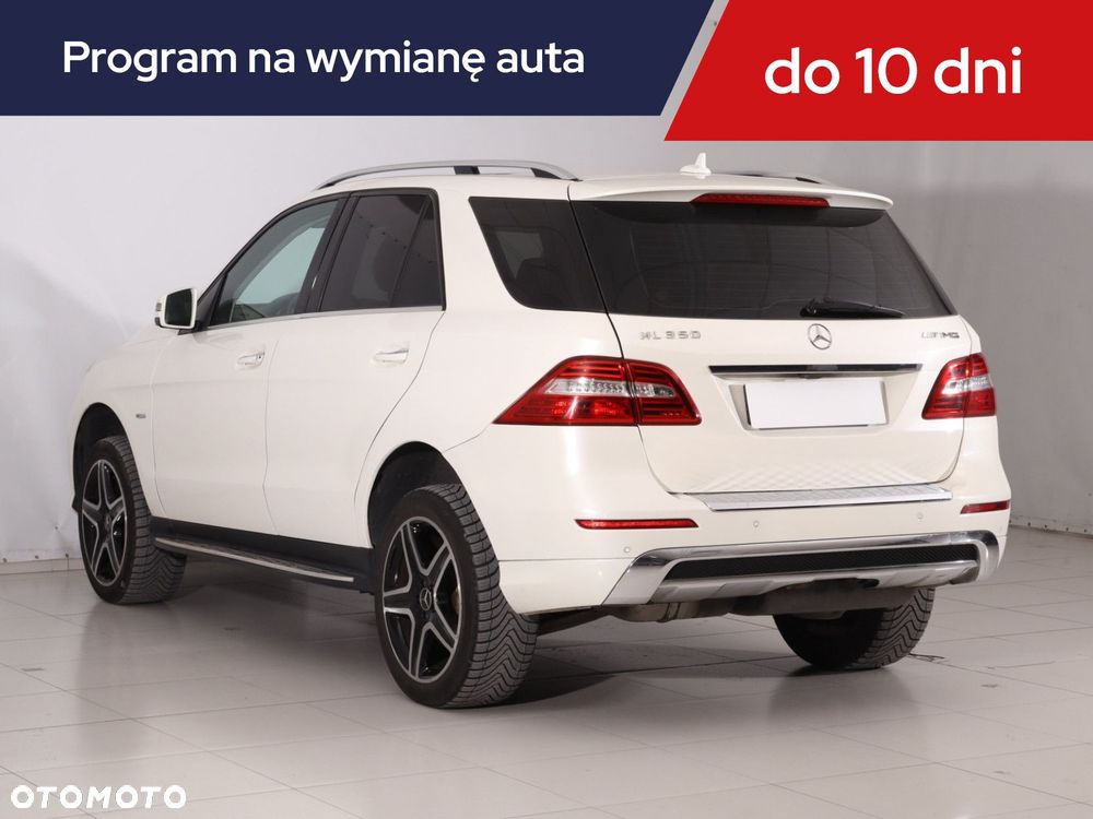 Mercedes-Benz ML - 6