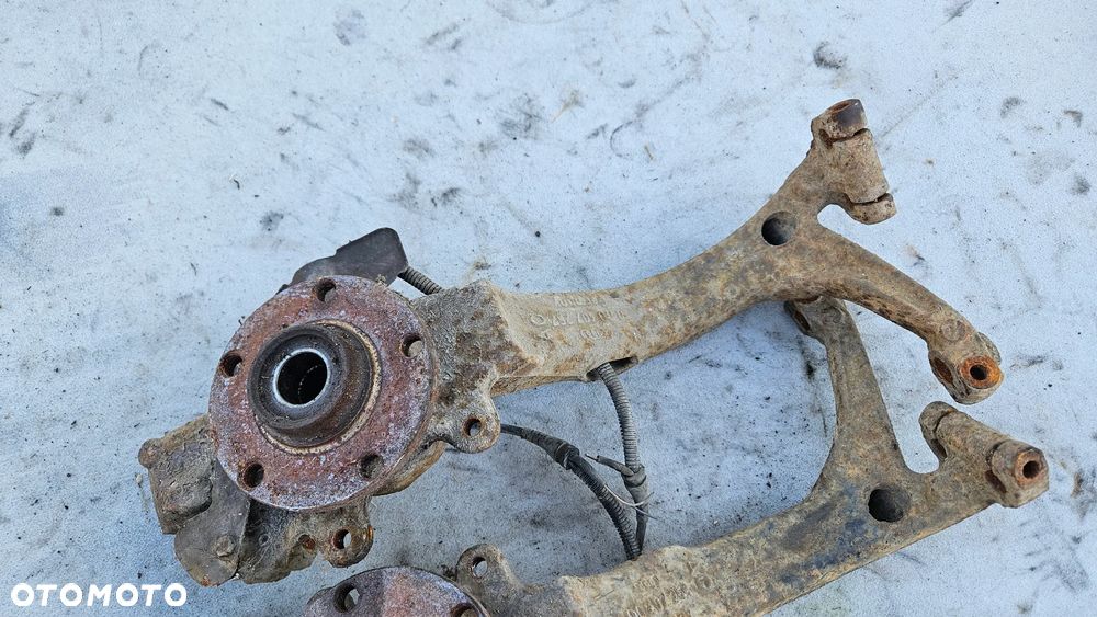 Zwrotnica piasta lewa prawa przód ABS Audi A6 C5 A4 B5 VW Passat B5 1,9 TDI 8D0407258T 8D0407257T 8D0407257AC 8D0407258AC - 10