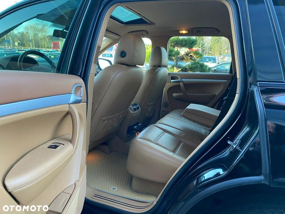 Porsche Cayenne Tiptronic S - 7