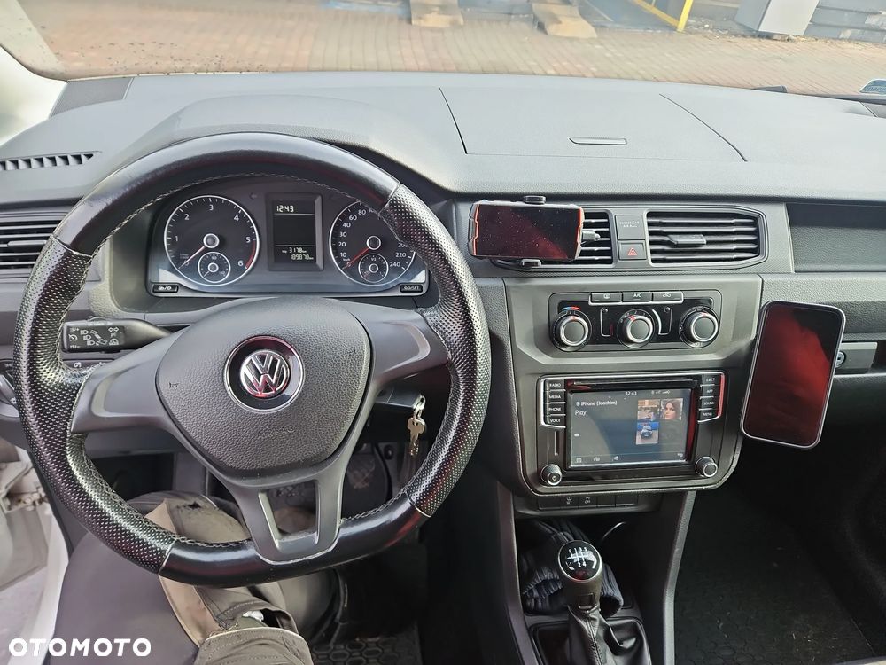 Volkswagen Caddy - 11