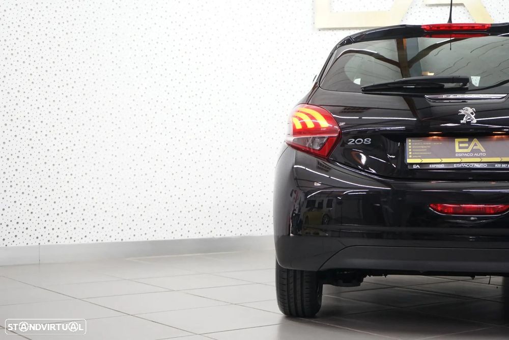 Peugeot 208 1.2 PureTech Allure - 7