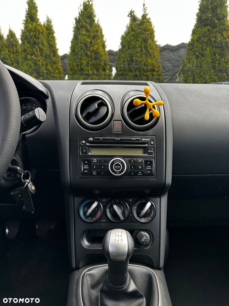 Nissan Qashqai 1.6 visia - 21