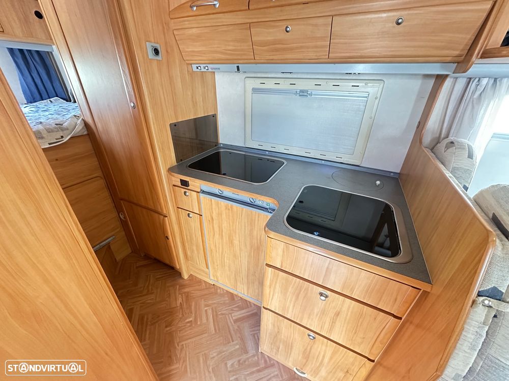 Adria Adriatik Coral 660 SP - 9