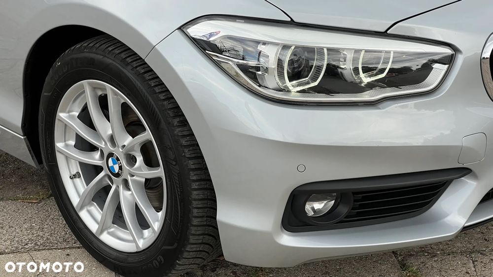 BMW Seria 1 116i Sport Line - 2
