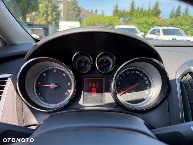 Opel Astra 2.0 CDTI DPF Active - 13