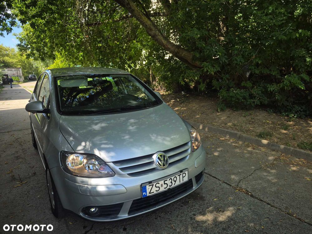 Volkswagen Golf Plus - 1