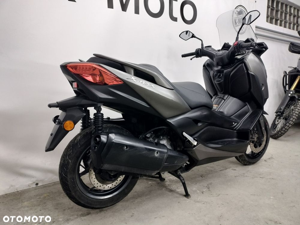 Yamaha X-max - 6