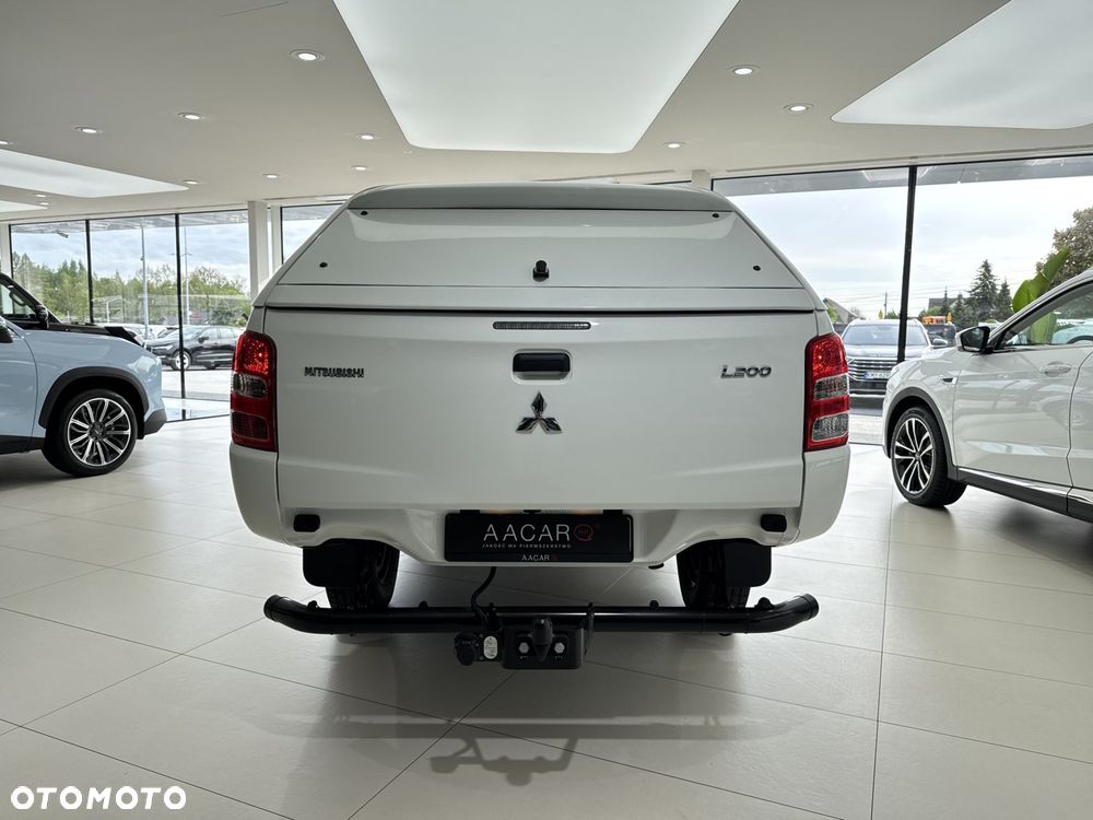Mitsubishi L200 2.4 d DC Invite EU6 - 4