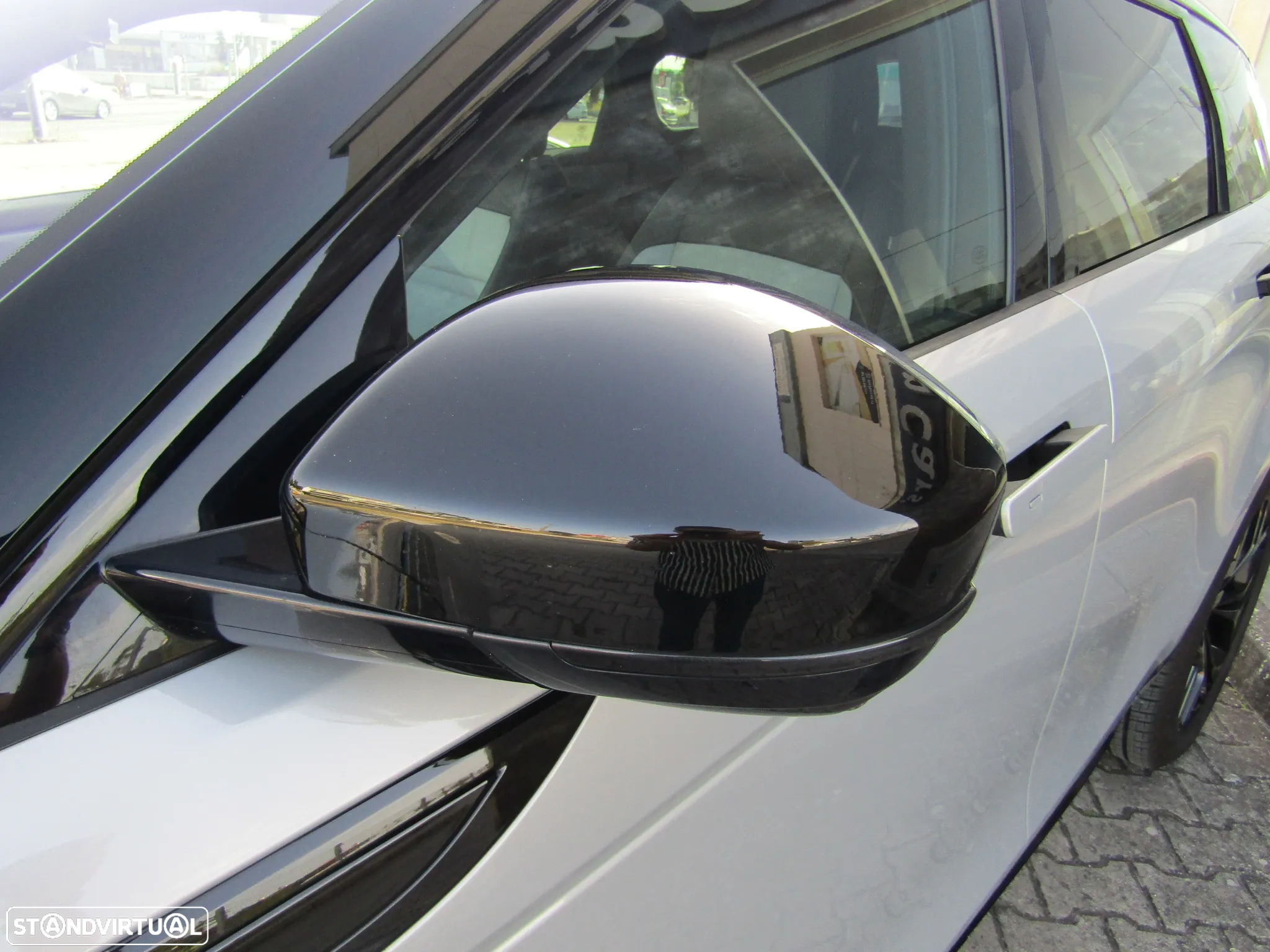 Land Rover Range Rover Evoque 2.0 D200 AWD R-Dynamic Auto - 5