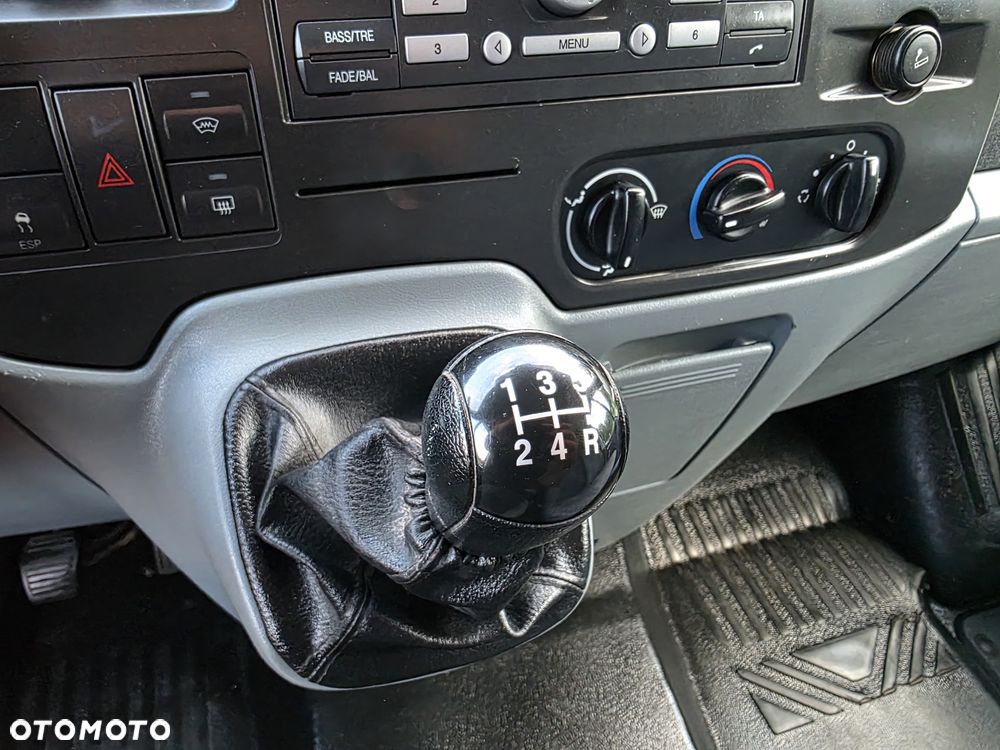 Ford Transit - 20