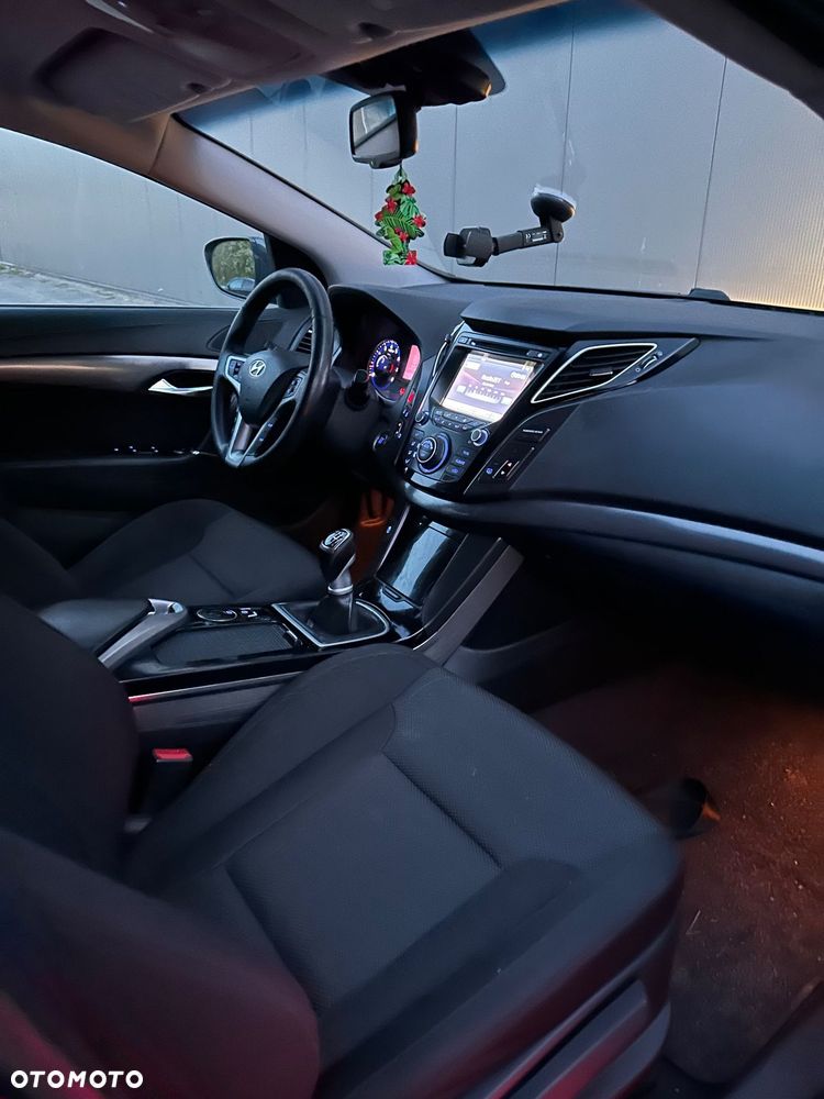 Hyundai i40 - 9