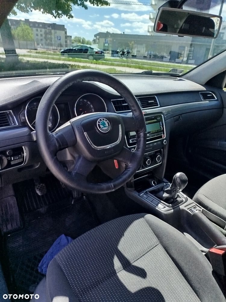 Skoda Superb 1.4 TSI Active - 14
