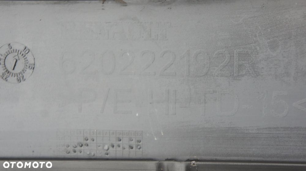 PRZEDNI ZDERZAK GRILL RENAULT CAPTUR II - 10