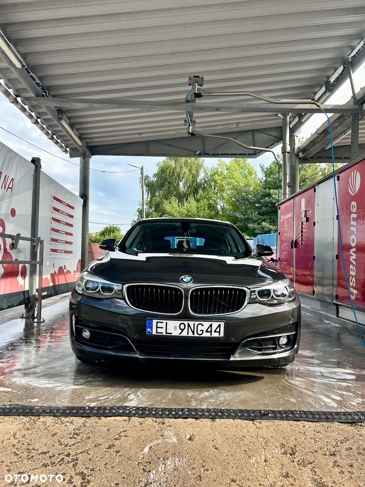 BMW 3GT 318d Sport Line - 16