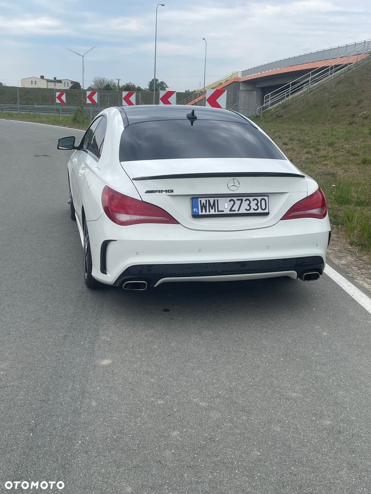 Mercedes-Benz CLA 250 7G-DCT - 16