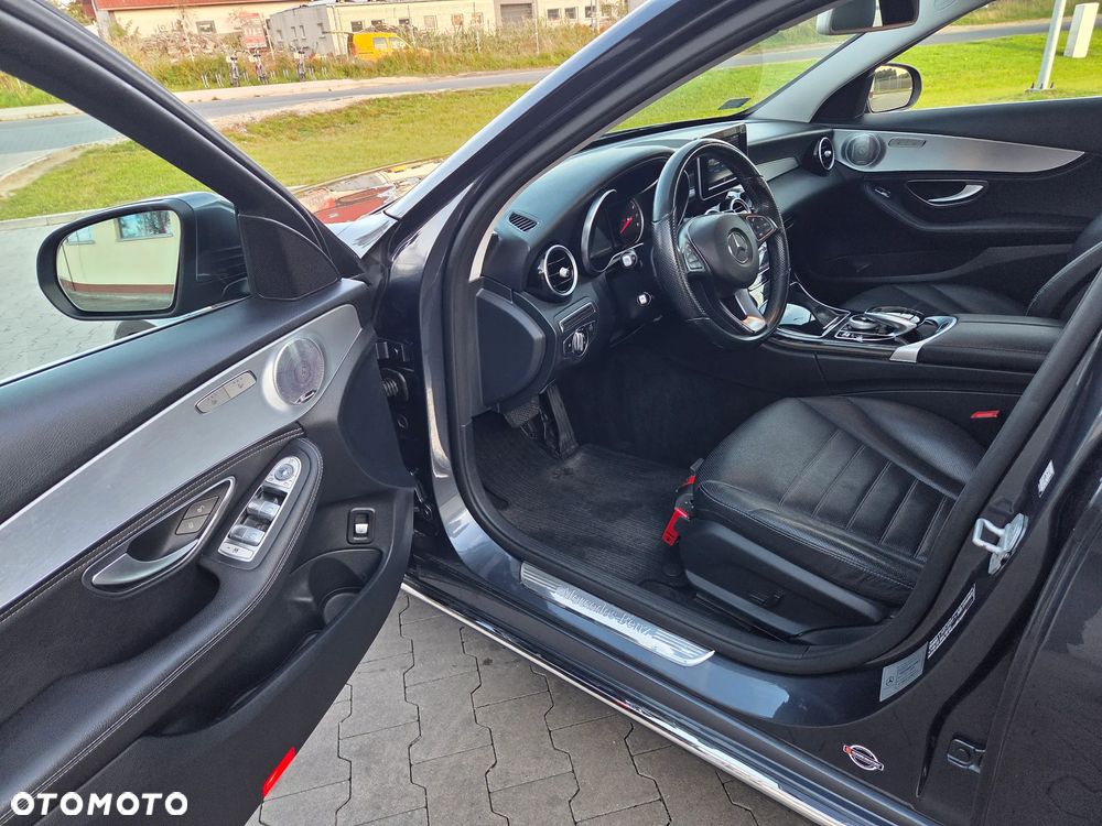 Mercedes-Benz Klasa C 200 7G-TRONIC - 10