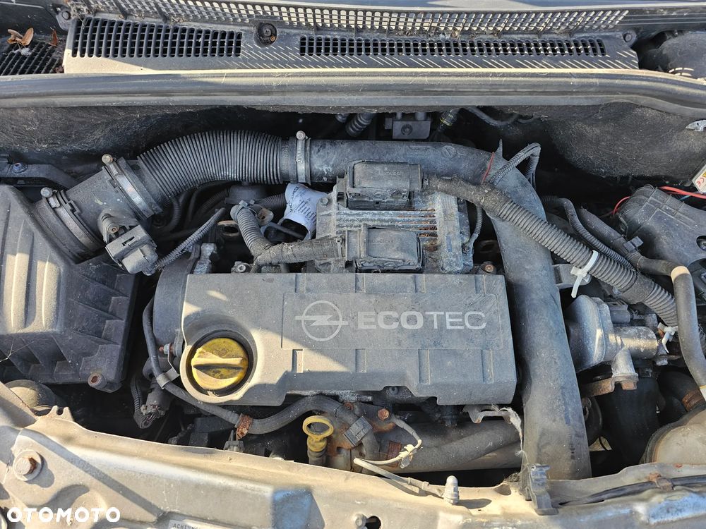 SILNIK SŁUPEK OPEL MERIVA A CORSA C COMBO 1.7 CDTI 101KM Z17DTH OSPRZĘT DENSO 170000km - 1
