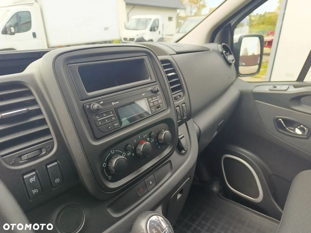 Opel Vivaro - 6
