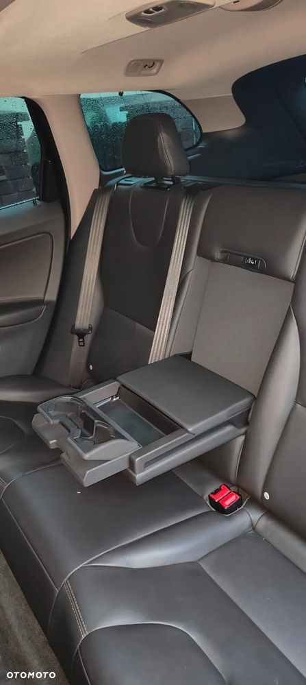 Volvo XC 60 D4 AWD Geartronic Summum - 9