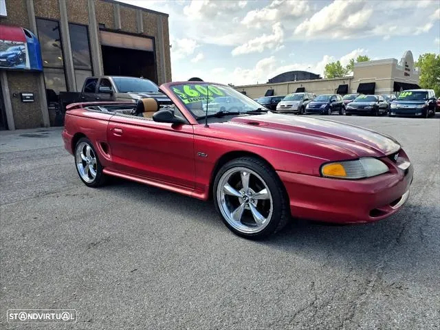 Ford Mustang - 6