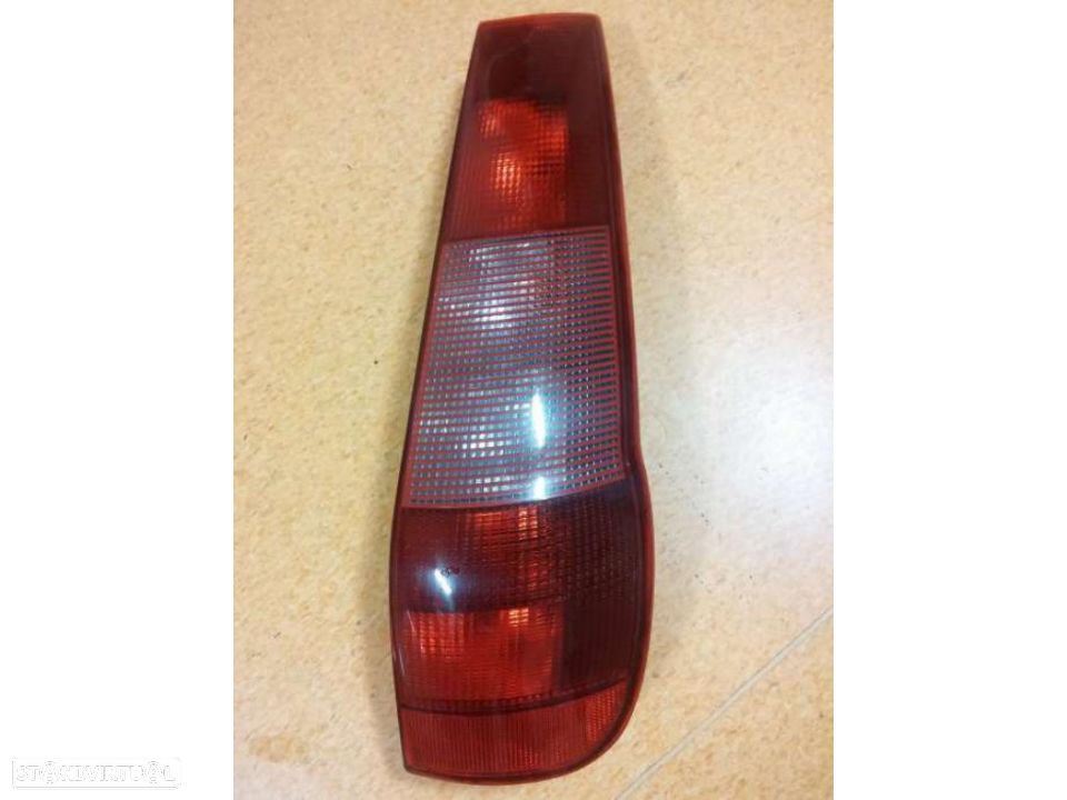 Farolim farol tras direito fiat punto mk1 1994/1999 - 1