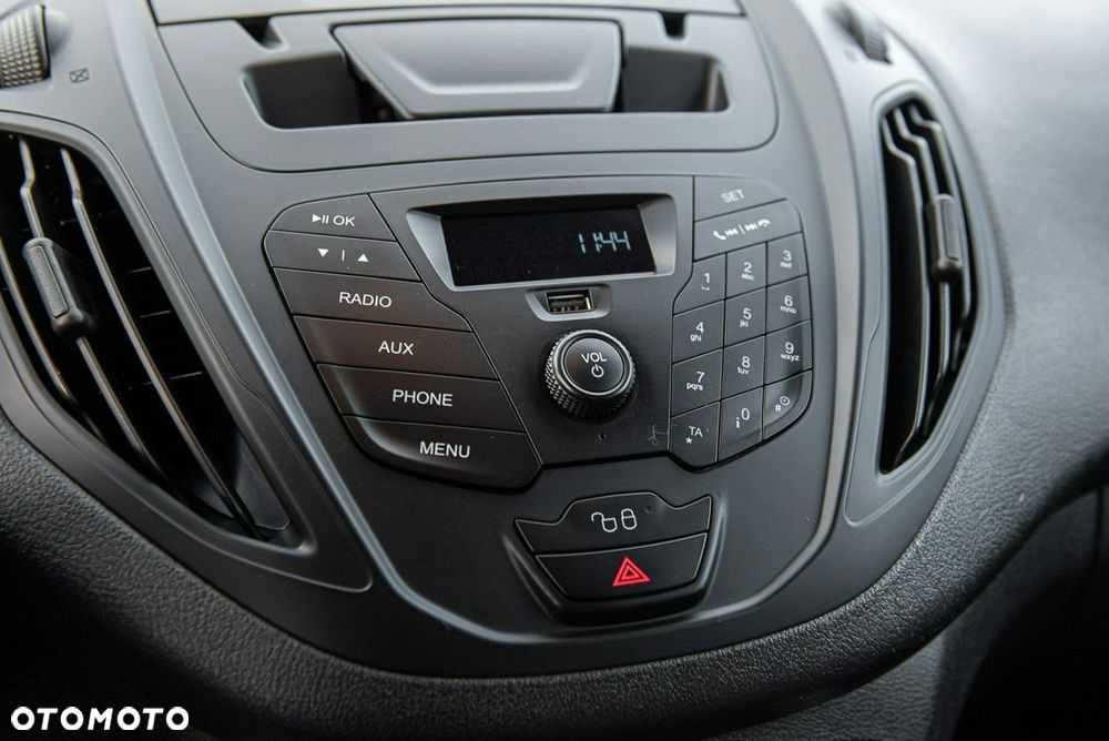 Ford Tourneo Courier - 19