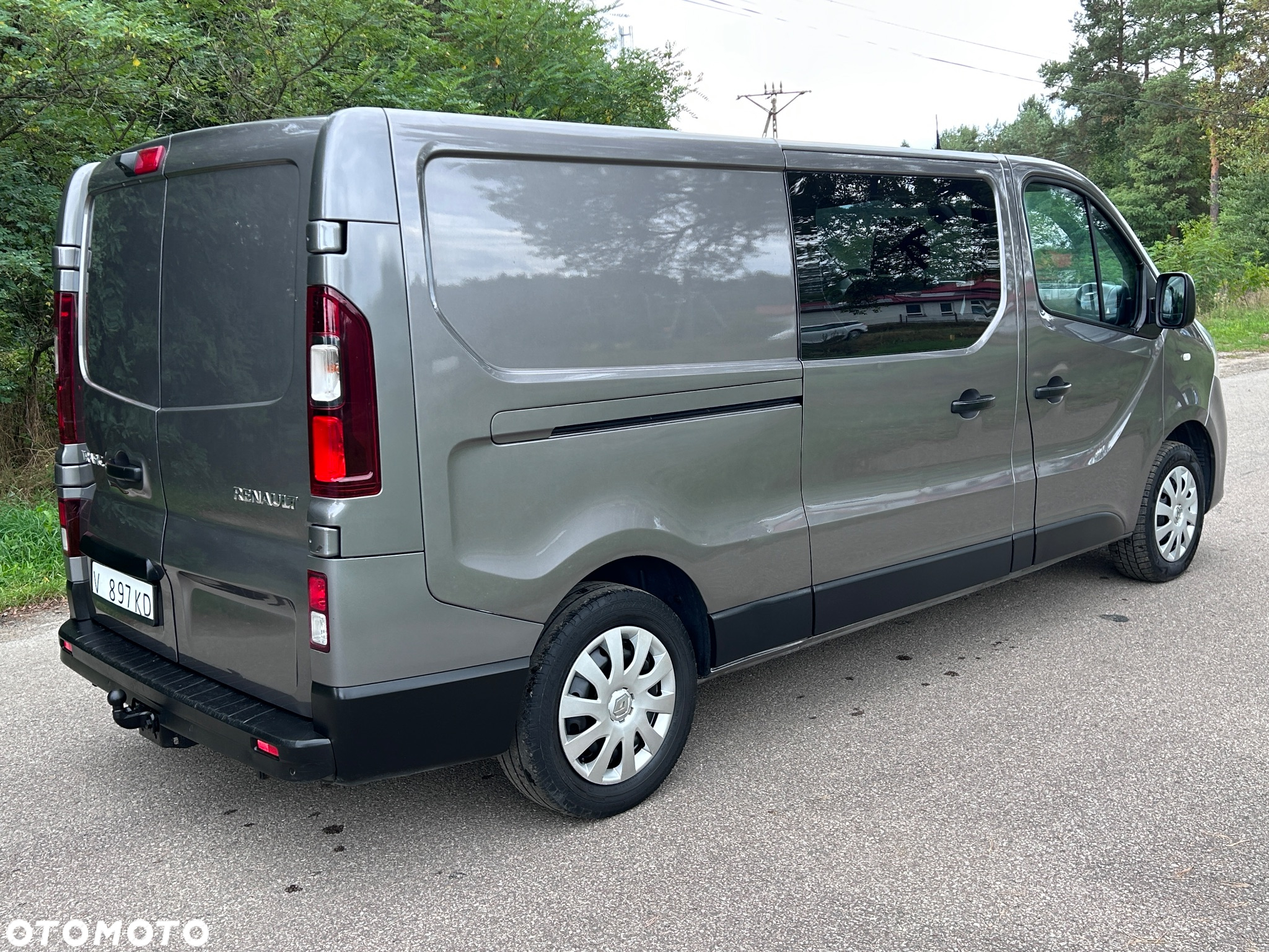 Renault TRAFIC - 2
