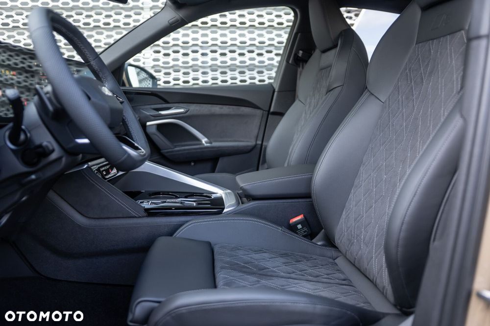Audi Q5 Sportback - 15
