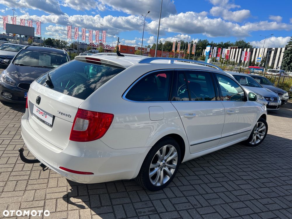 Skoda Superb 2.0 TDI Ambition DSG - 12