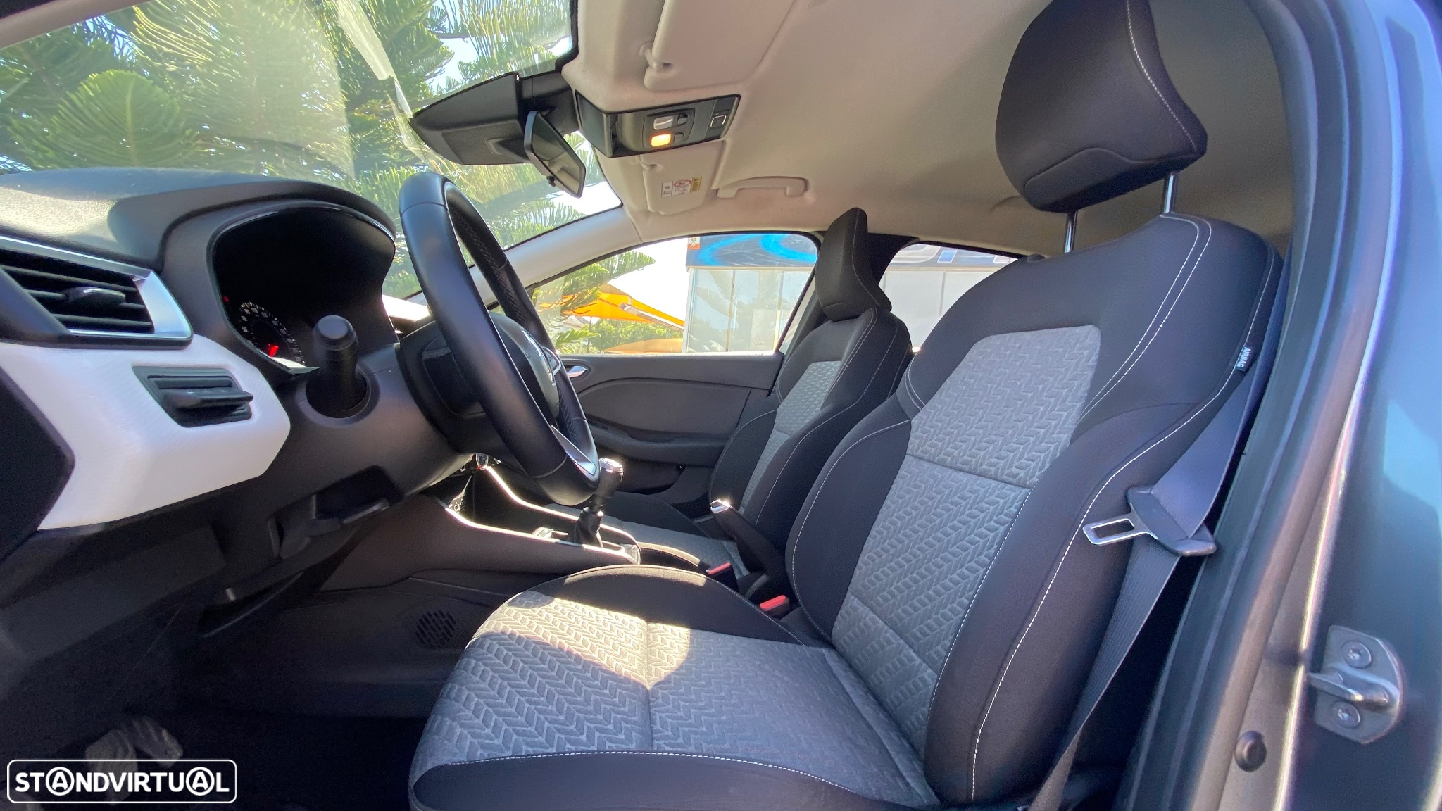 Renault Clio 1.0 TCe Techno - 20