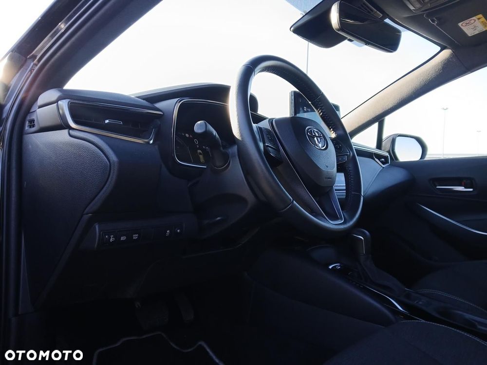 Toyota Corolla - 17