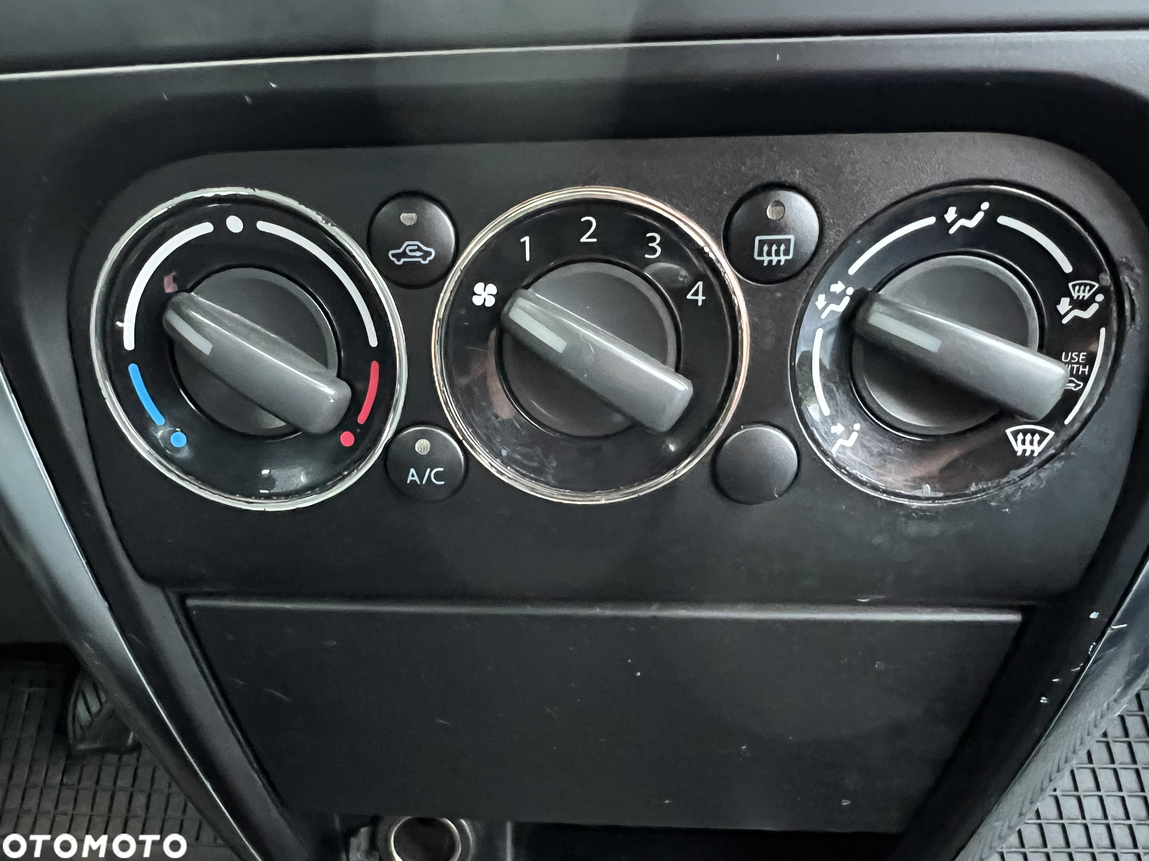 Suzuki SX4 1.9 DDiS 4WD GS / Premium - 19