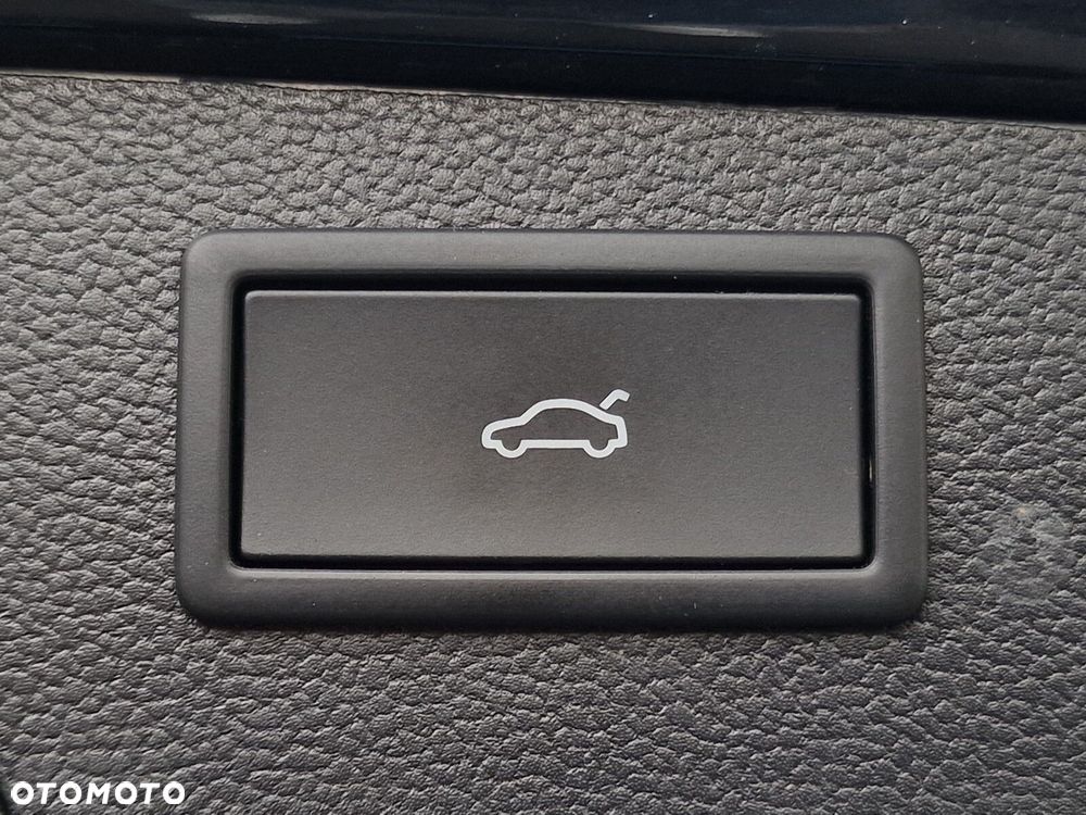 Skoda Superb 1.5 TSI mHEV Selection DSG - 15