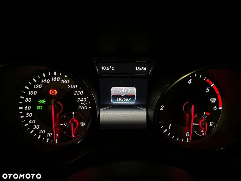 Mercedes-Benz GLA 180 (CDI) d Style - 13