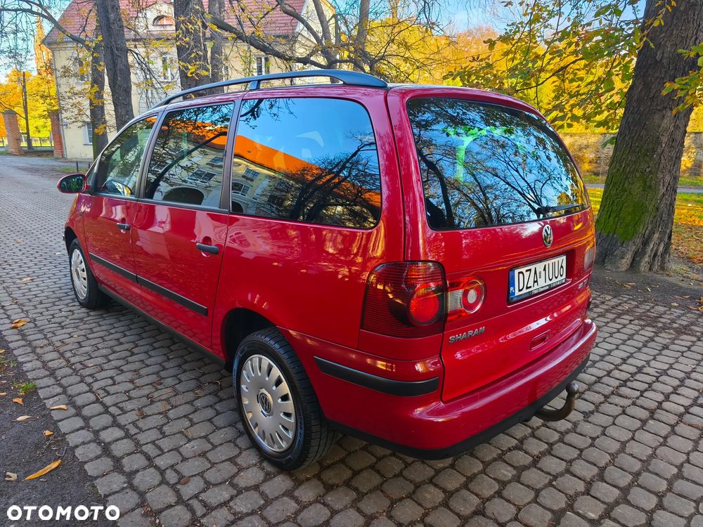 Volkswagen Sharan 2.0 TDI Basis - 7