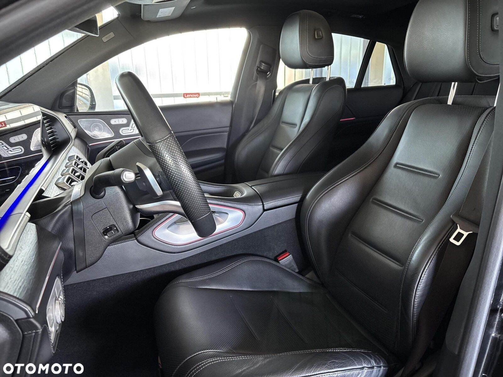 Mercedes-Benz GLE - 15