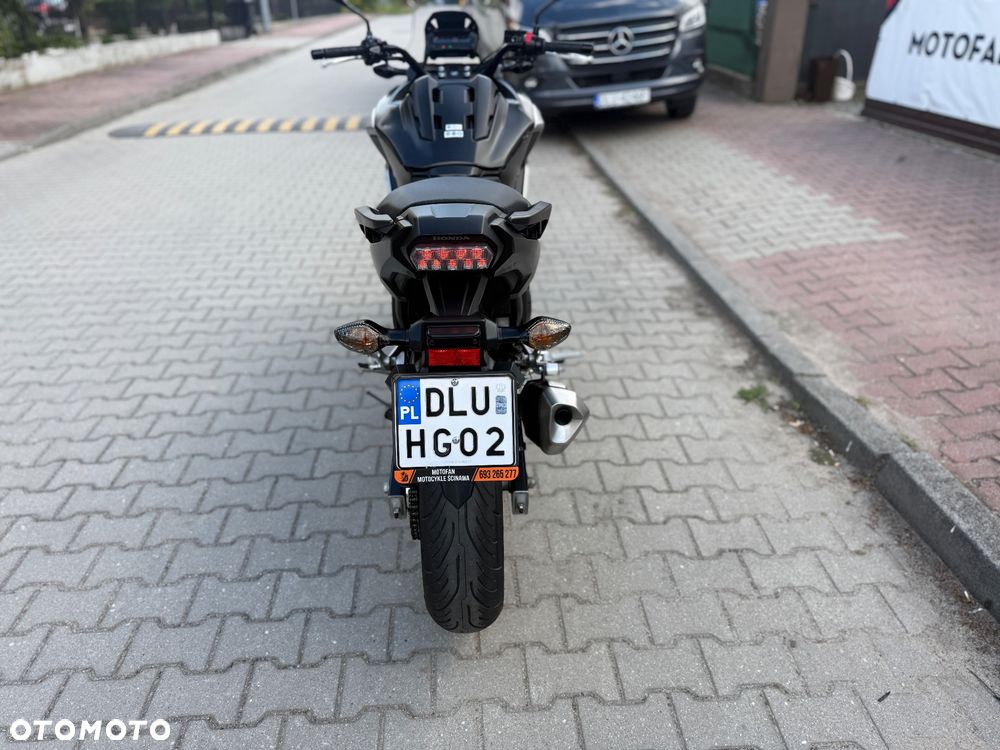 Honda NC - 16