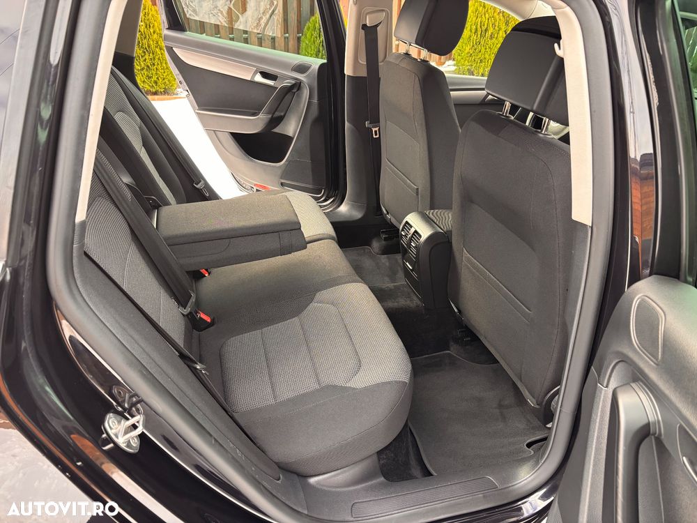 Volkswagen Passat Variant 2.0 TDI DSG BlueMotion Technology Comfortline - 9