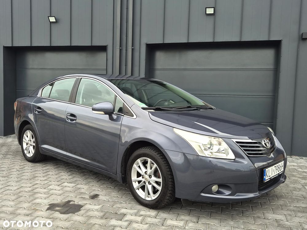 Toyota Avensis 1.8 Premium EU5 - 3