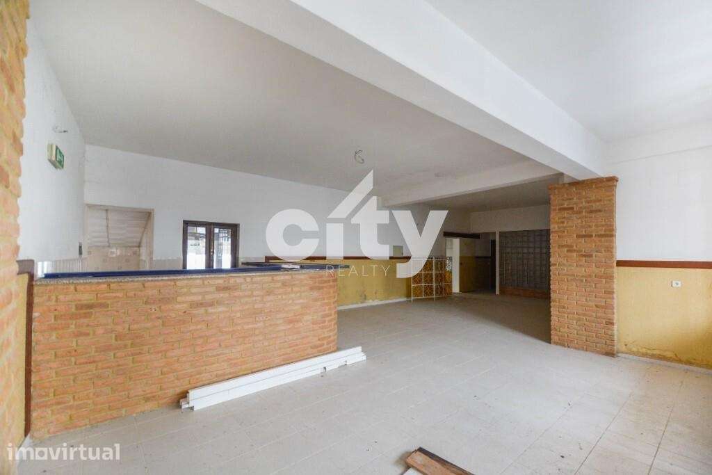PRÉDIO EXCLUSIVO NO CENTRO DE MONTARGIL - Grande imagem: 4/28