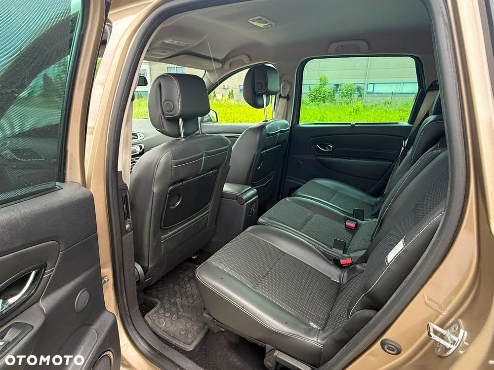 Renault Scenic ENERGY TCe 115 S&S Bose Edition - 10