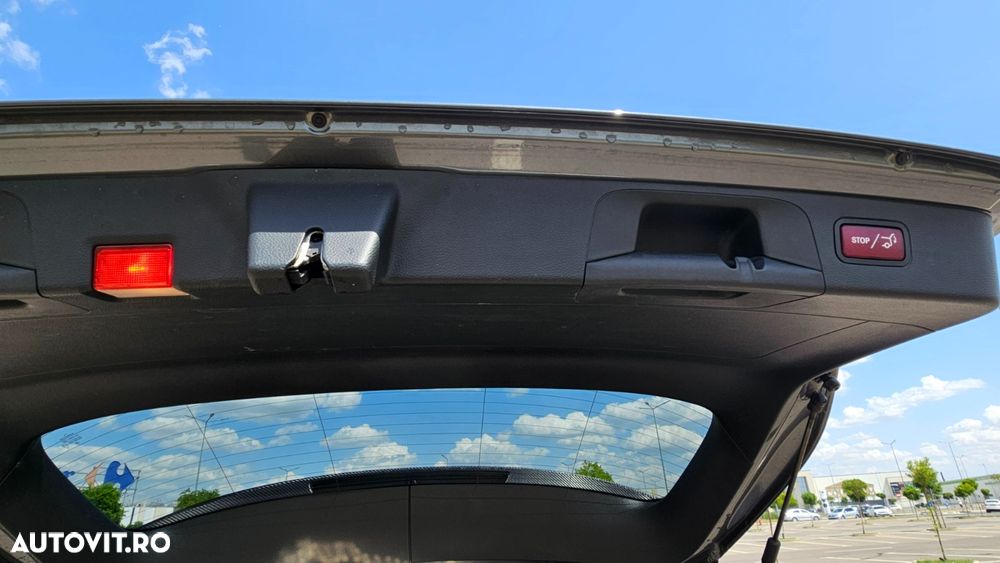 Mercedes-Benz GLC 300 d 4MATIC 9G-TRONIC - 14