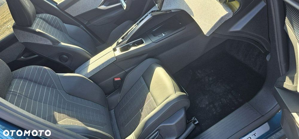 Peugeot 3008 - 22