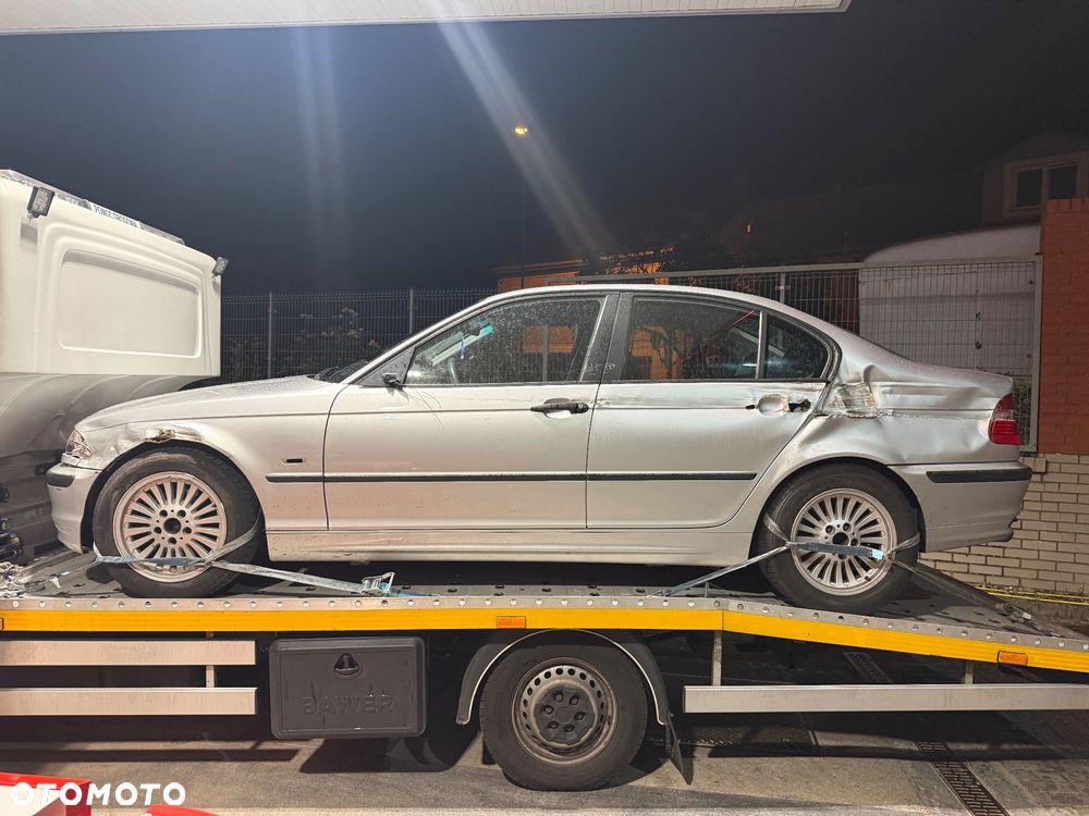 BMW Seria 3 318i - 2